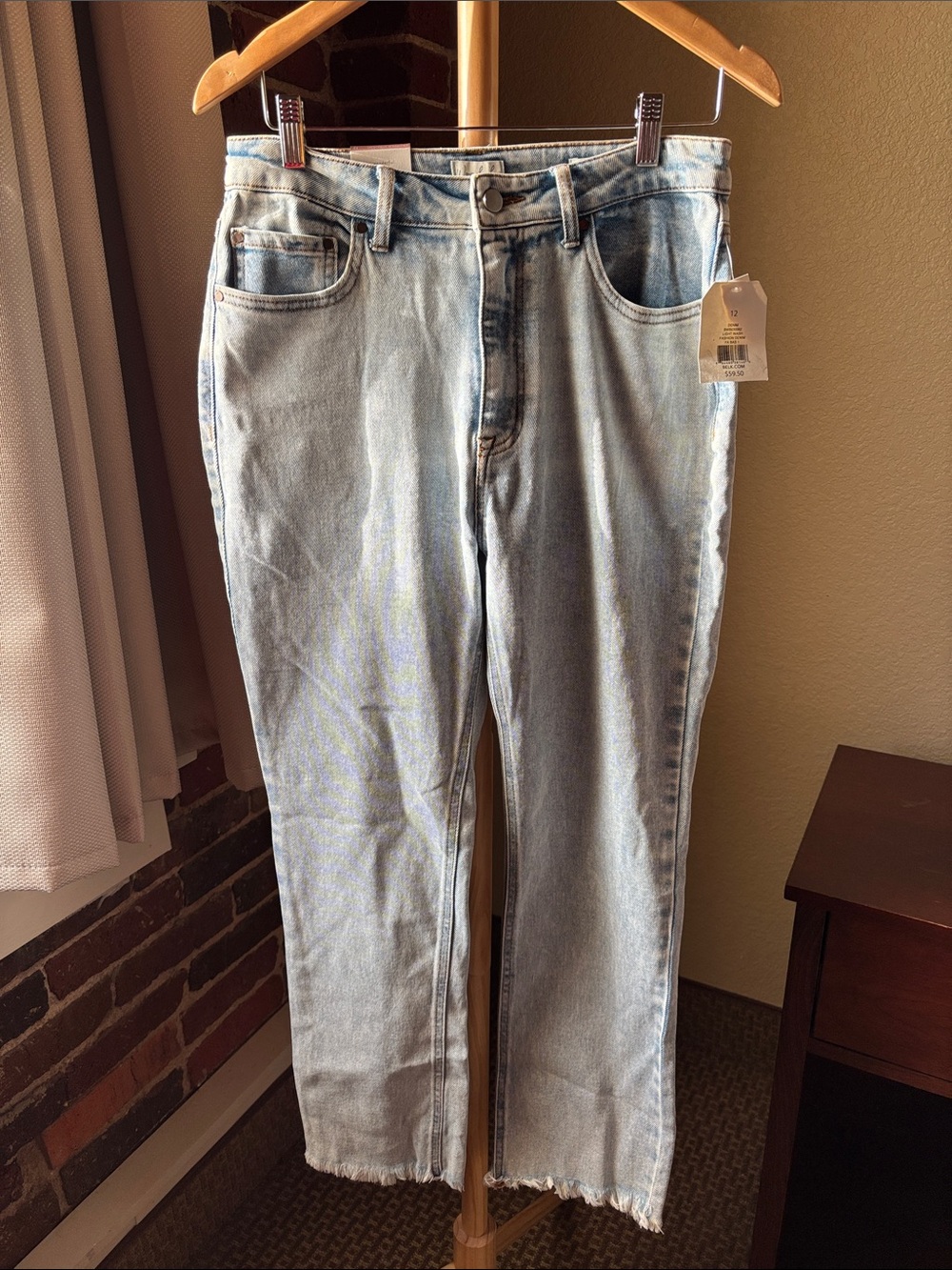 Wonderly Cropped Straight Faded Light Blue High-Rise Jeans Size 12